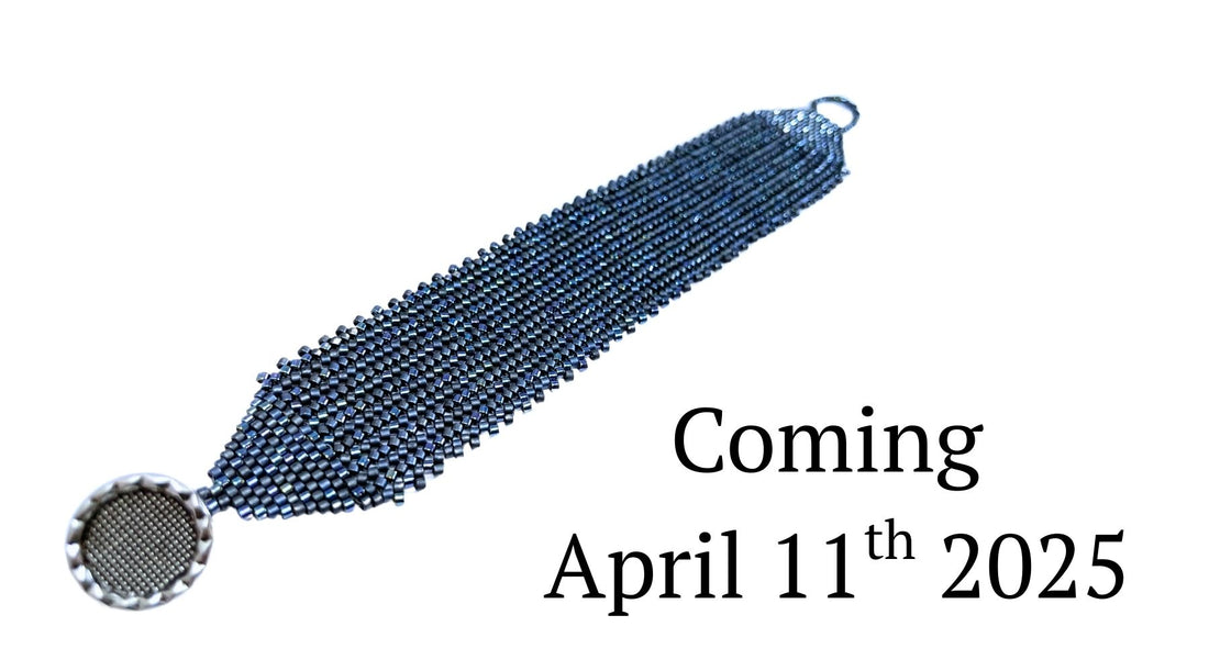 Gray toggle clasp Seed bead bracelet 
