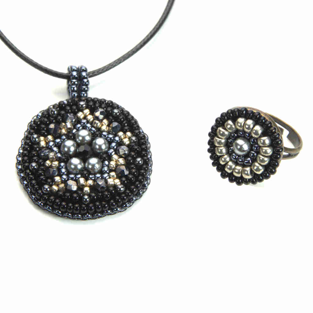 Mandala pendant and ring set in black and silver