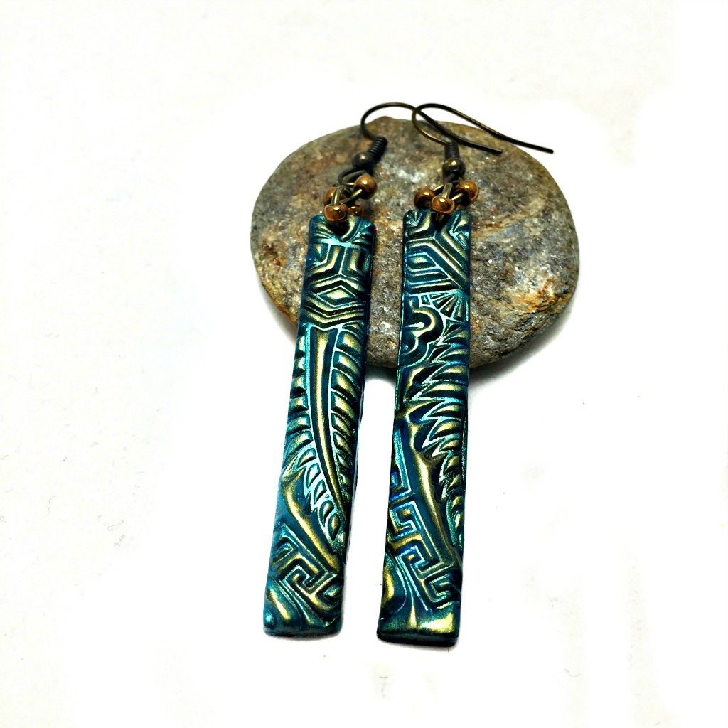 Green zentangle earrings