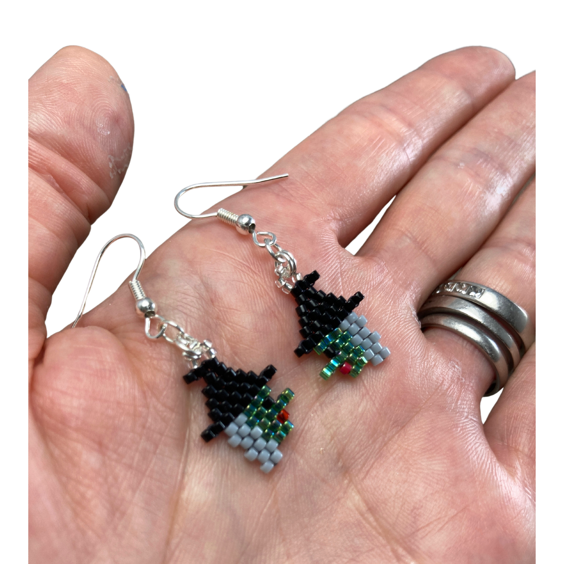 Green witch face seed bead earrings with black hat and gray hair