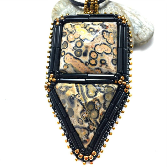 Leopardskin jasper stone pendant necklace