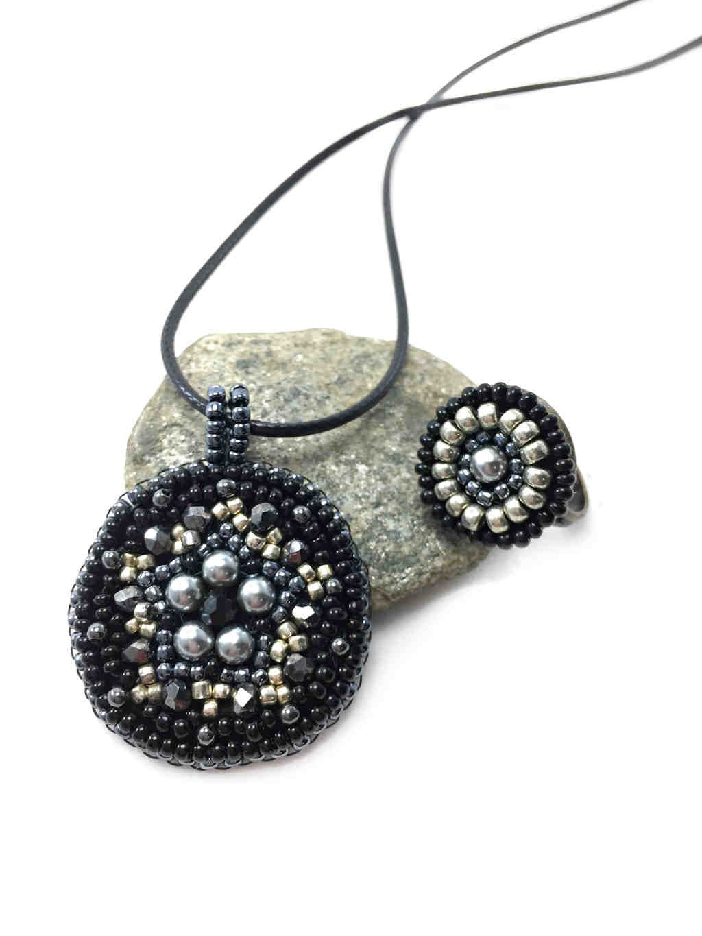 Mandala pendant and ring set in black and silver