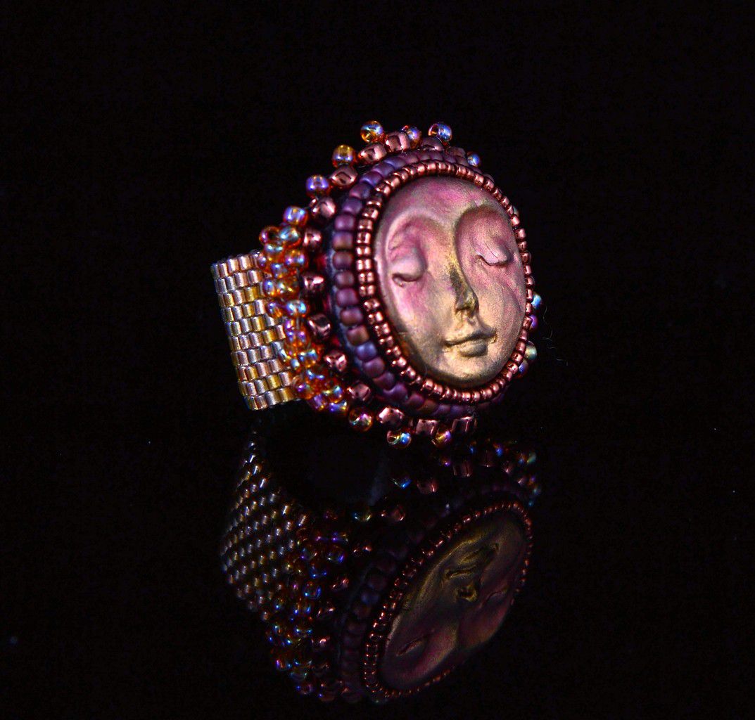 Sun face wide fashion ring with gold, purple and bronze microbeaded band and bezel