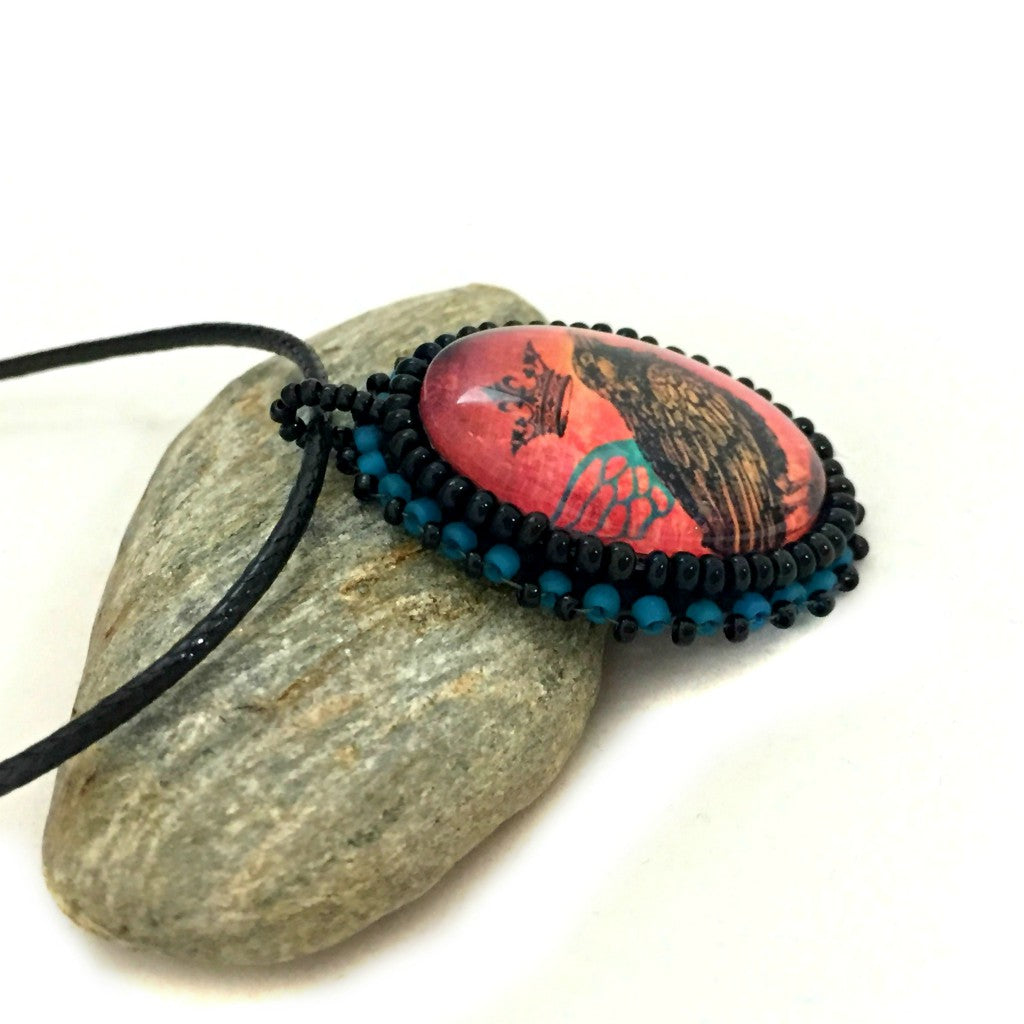 raven necklace with beaded edge